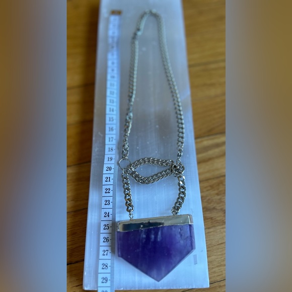 Stunning Amethyst Quartz Statement necklace - Picture 2 of 3